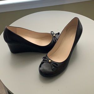 Cole haan round toe wedge never worn